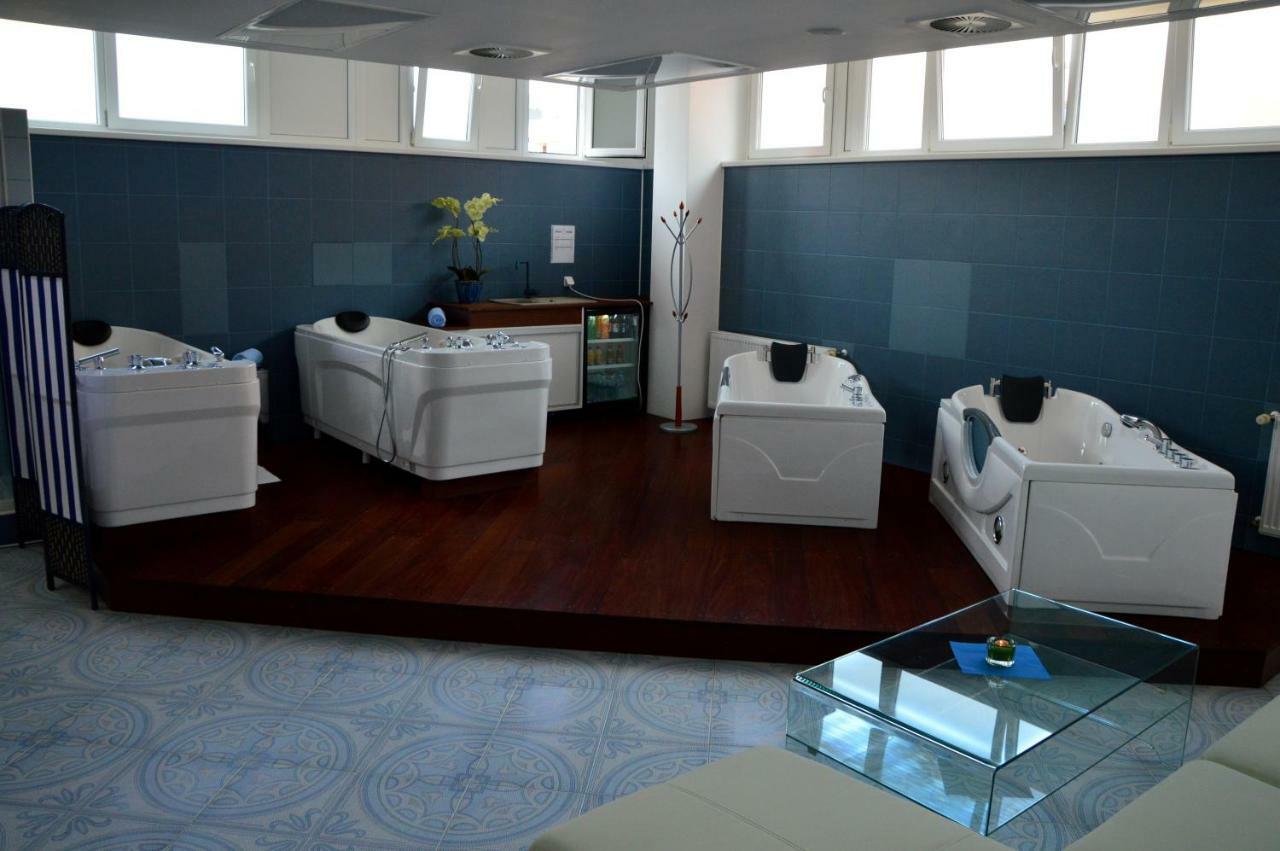 Wellness Hotel Luzan Rumburk Dış mekan fotoğraf