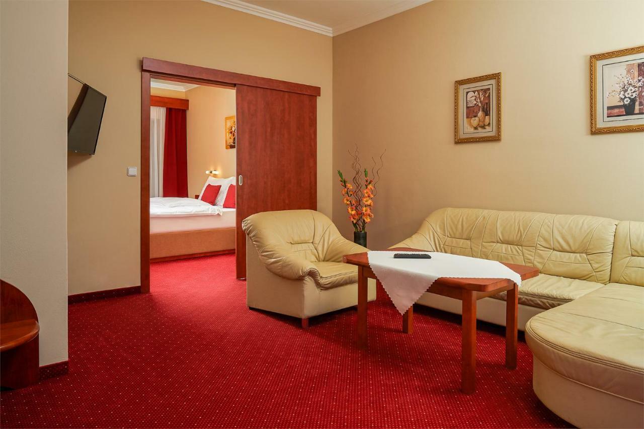 Wellness Hotel Luzan Rumburk Dış mekan fotoğraf