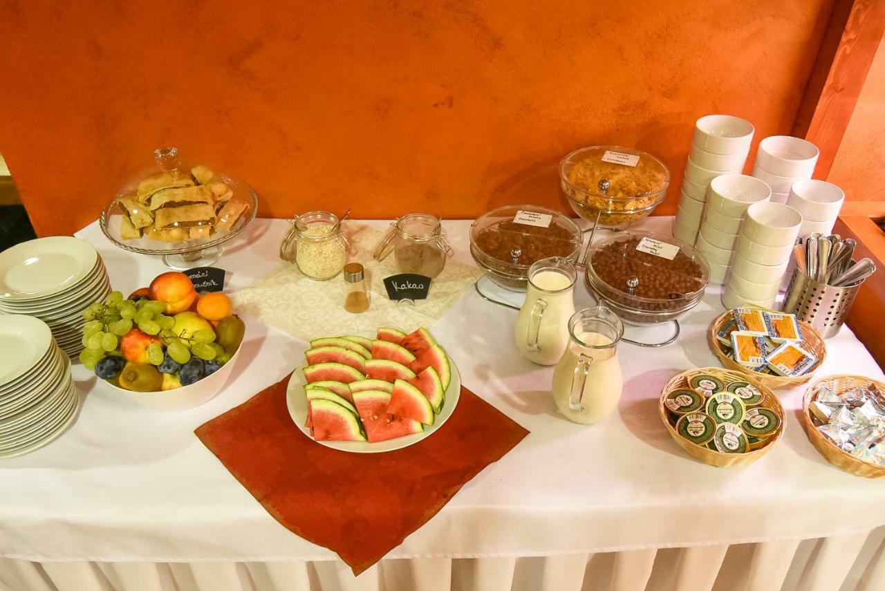 Wellness Hotel Luzan Rumburk Dış mekan fotoğraf